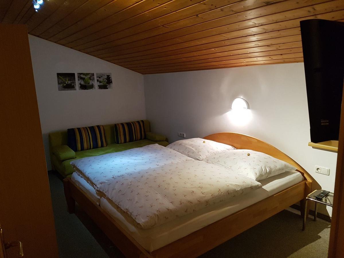 Haus Kathrin Apartamento Kaprun Exterior foto